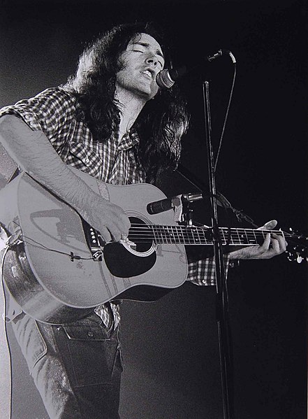 Rory Gallagher guitare acoustique